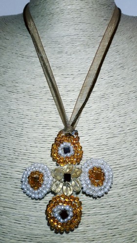 Elegantissima collana con - collana,